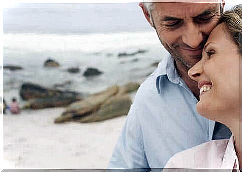 Mature couple at the sea